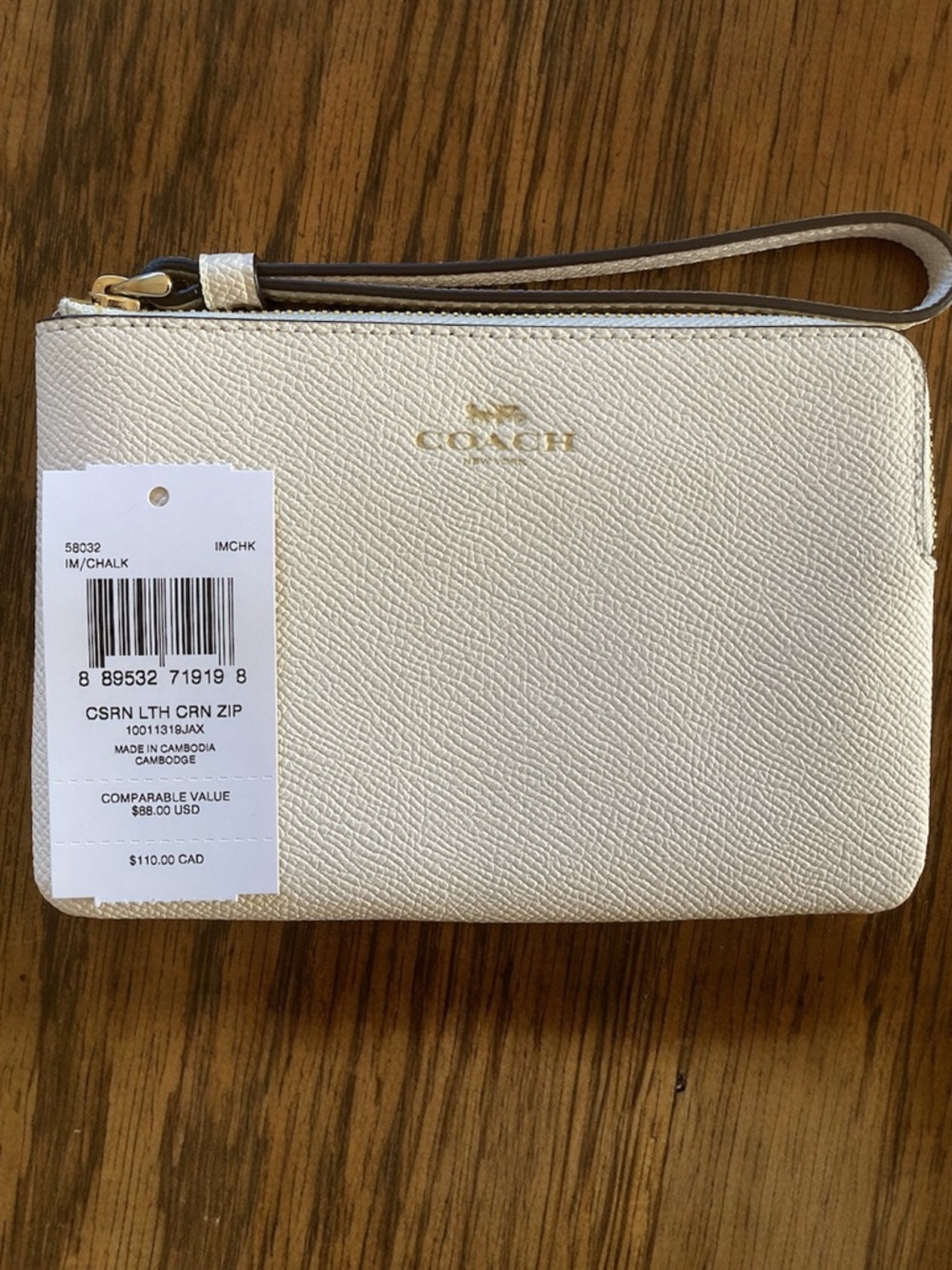 Coach Corner Zip Wristlet in Chalk With Unbranded Charm NWT